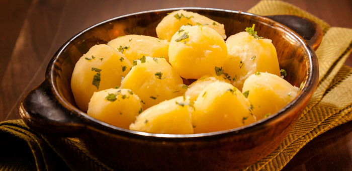 Patatas guisadas con verduras