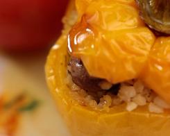 Peperoni ripieni con bulgur e funghi