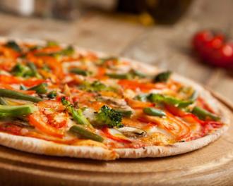 Pizza al horno: Con las manos en la masa