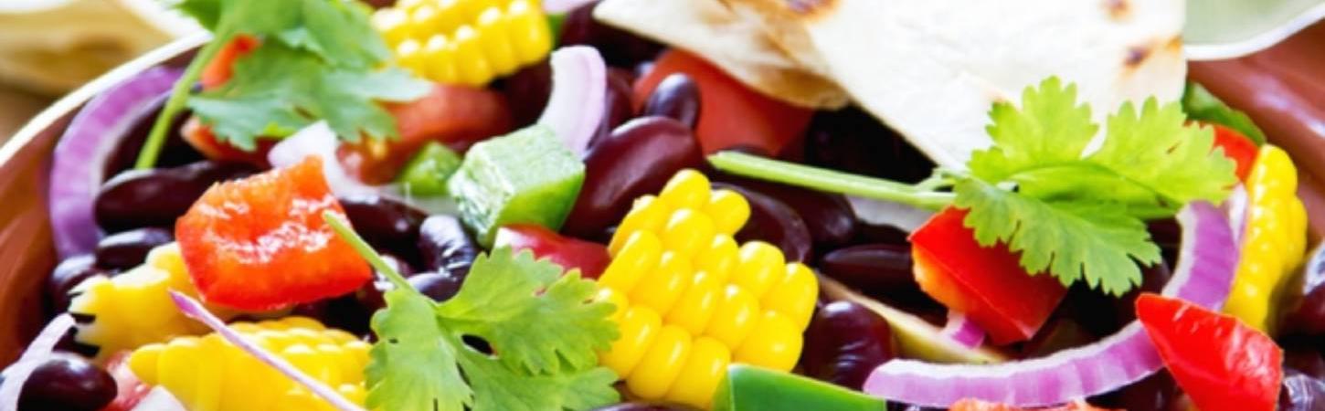 Amestecuri cu iaurt și legume conservate