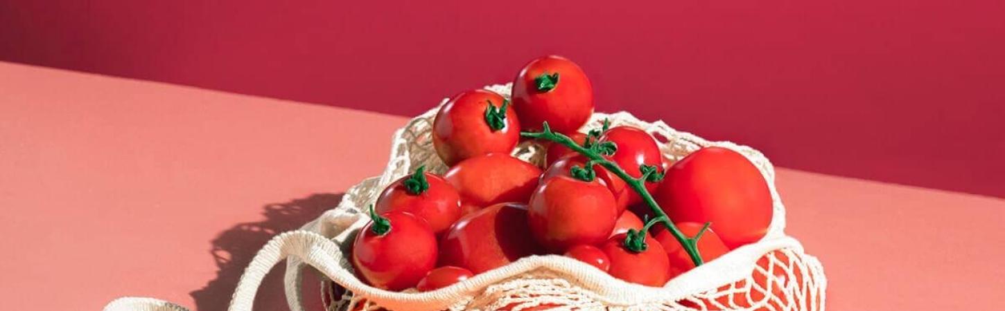 La Tomatina – bătaia cu roşii