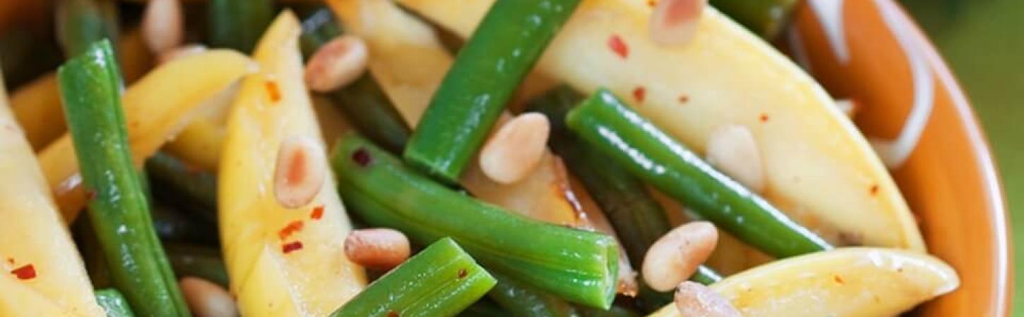 Şi dacă mie îmi place să mă joc cu salata de fructe şi cu legumele?