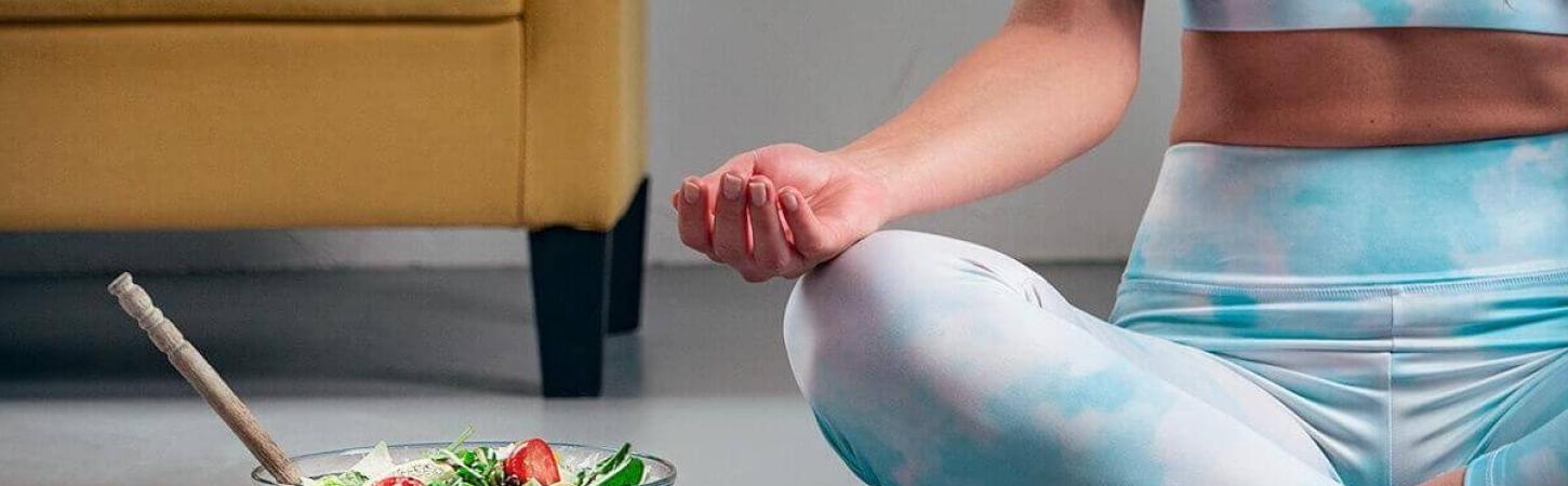 Slăbeşte fără regim de alimentaţie disociată, prin sport şi Yoga