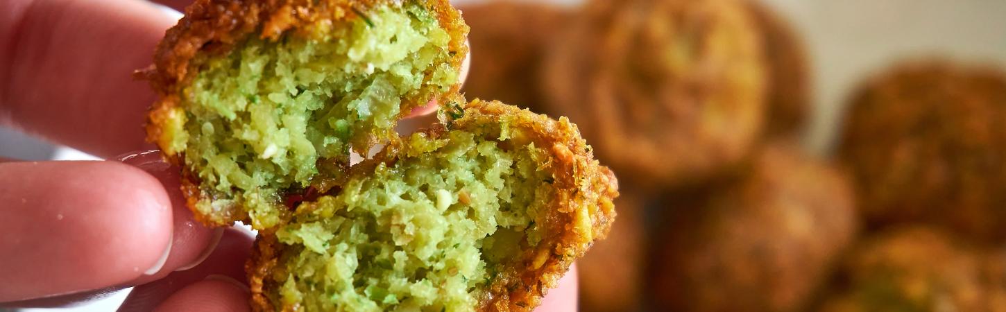Idee per un aperitivo vegetariano divertente e creativo