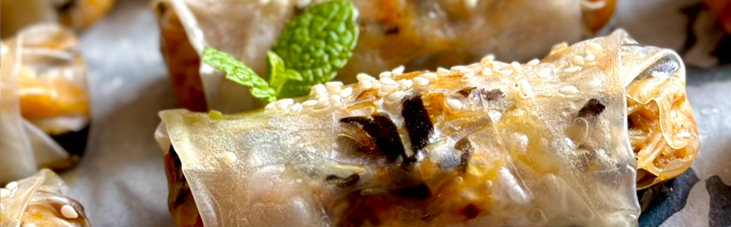 Involtini Primavera con carne, verdure e lenticchie al forno