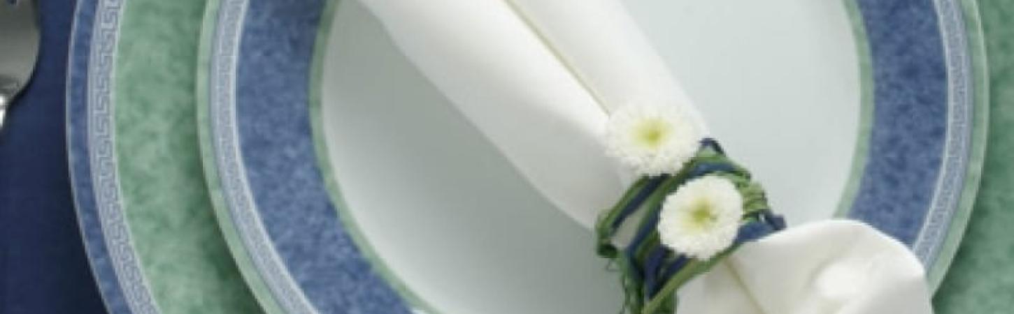 З якого боку виделка, а з якого ложка або як сервірувати столові прибори?