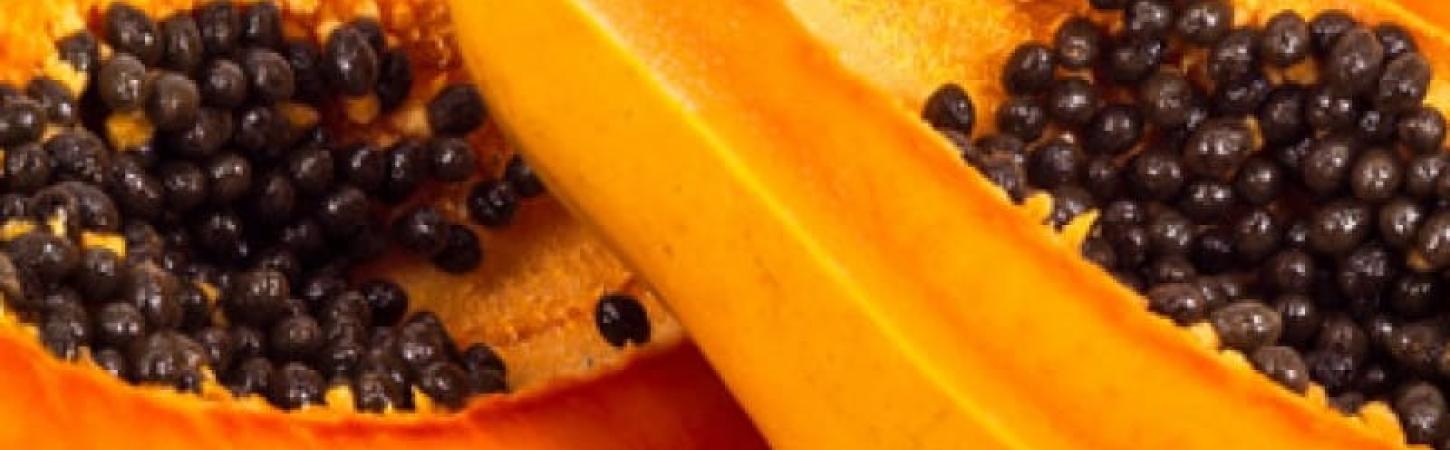 Корисна папайя: фрукт, багатий на вітаміни та клітковину