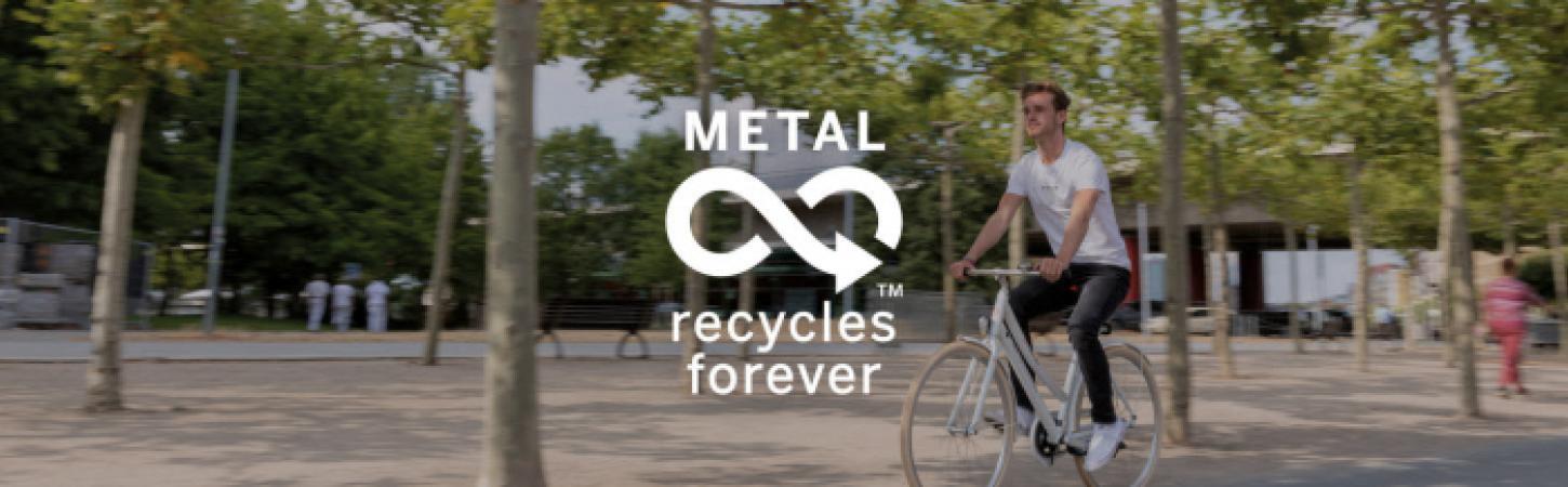 Kov a jeho nekonečná recyklace bez ztráty kvality